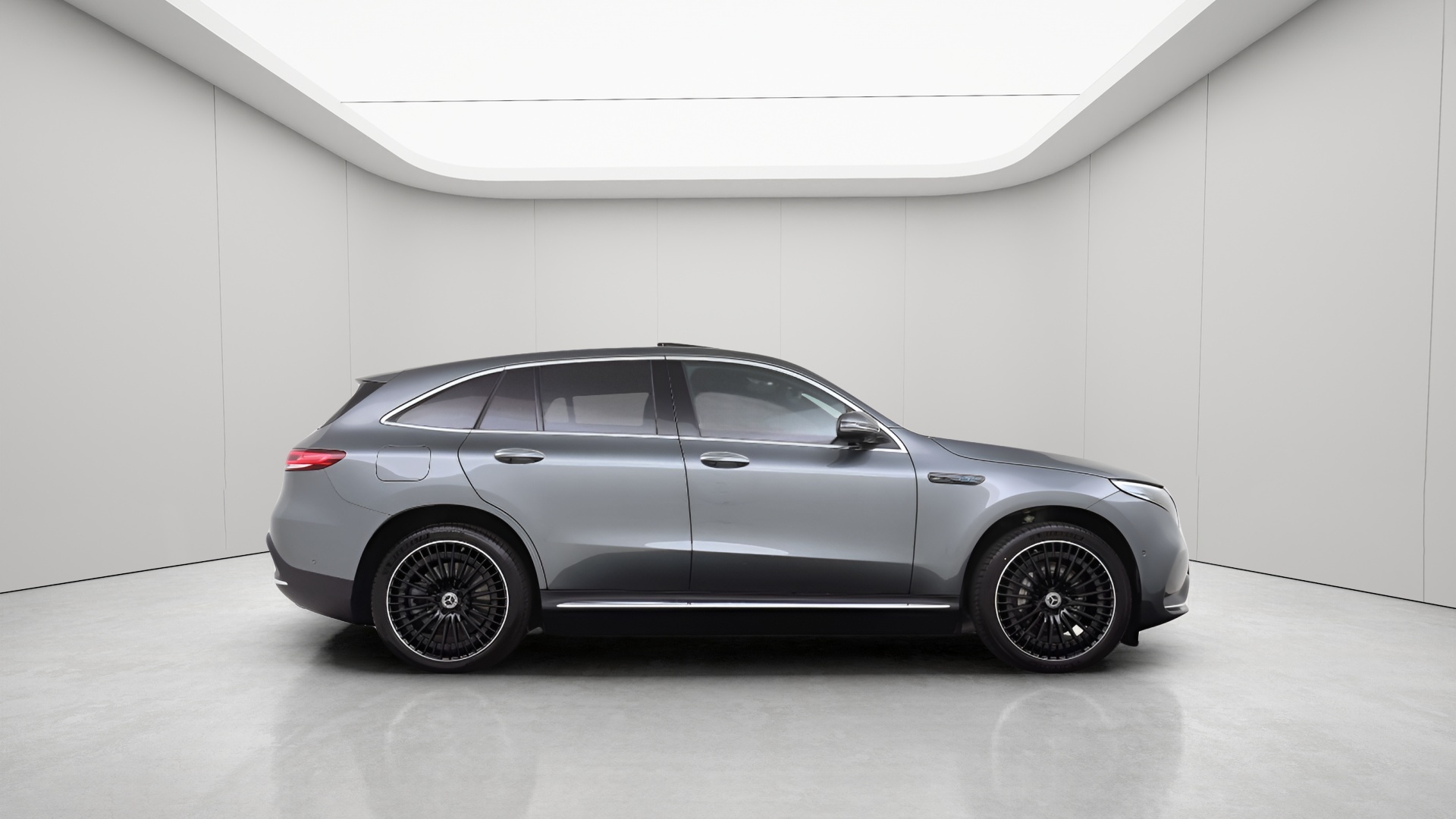 2023 Mercedes-Benz EQC 400 4MATIC AMG Line