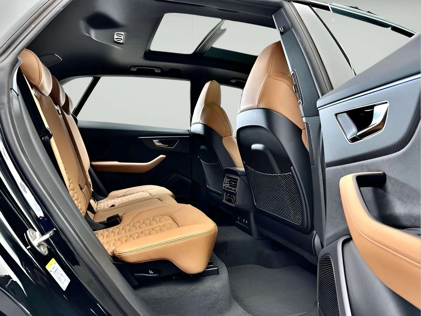 2023 Audi SQ7 TFSI Quattro